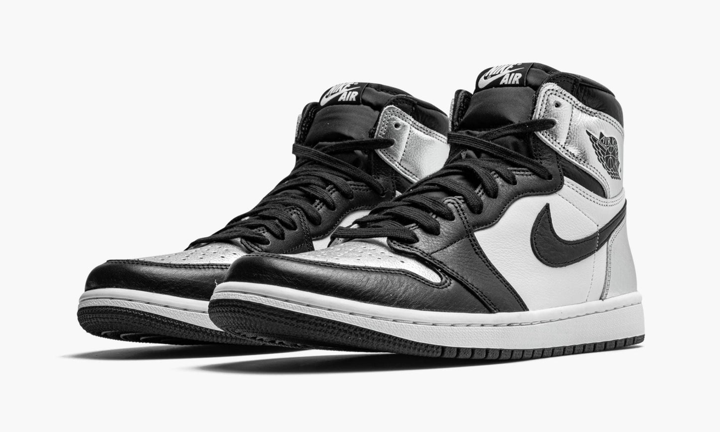 WMNS Air Jordan 1 Retro High OG "Silver Toe"