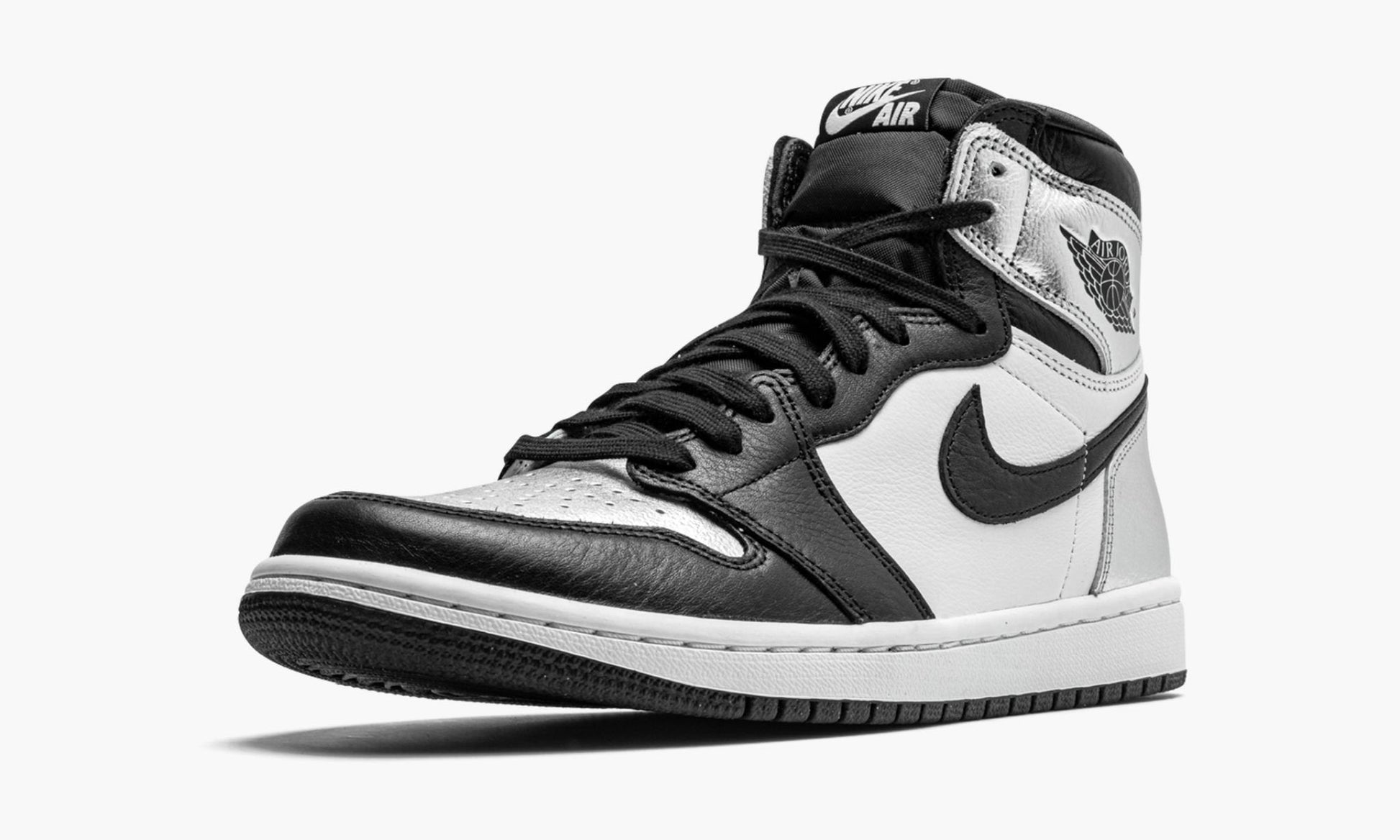 WMNS Air Jordan 1 Retro High OG "Silver Toe"