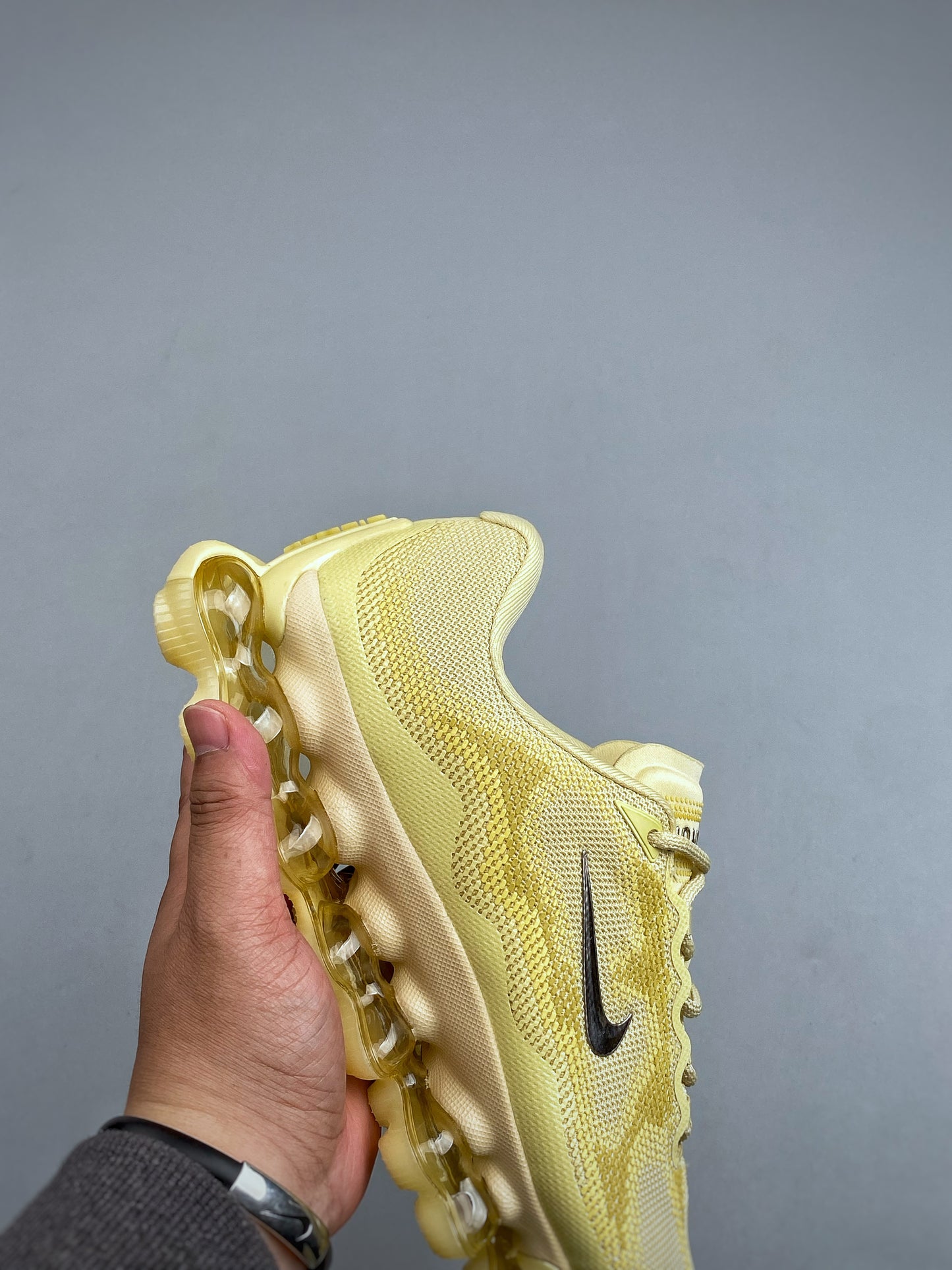 Nike AIR LIQUID MAX Yellow IQ7634 009