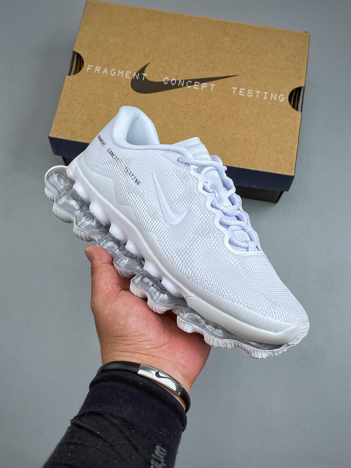 Nike  LIQUID MAX SP IQ8601 002