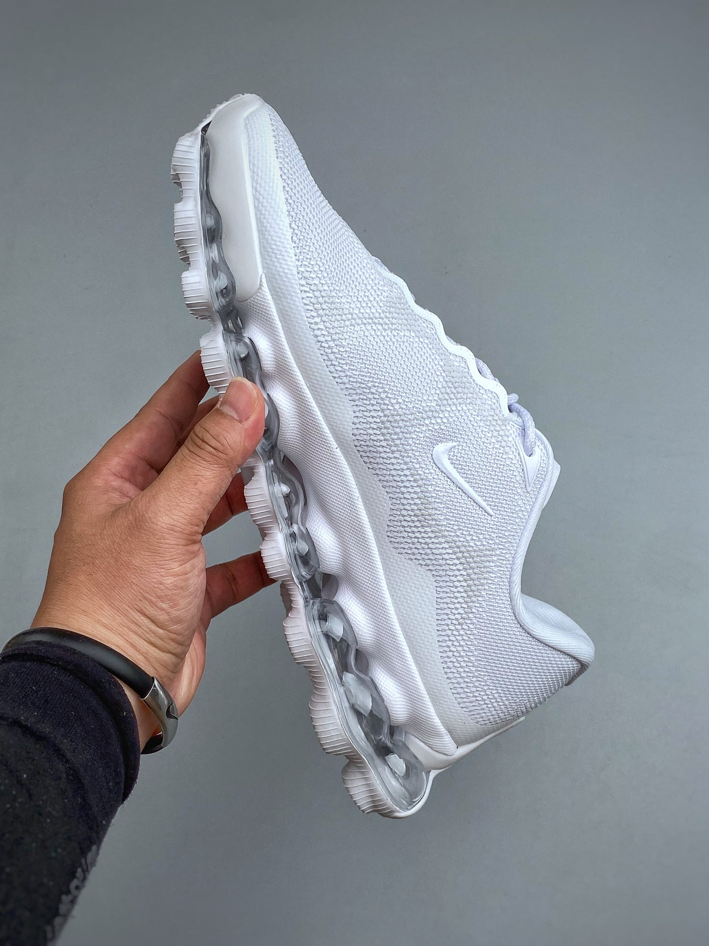 Nike  LIQUID MAX SP IQ8601 002