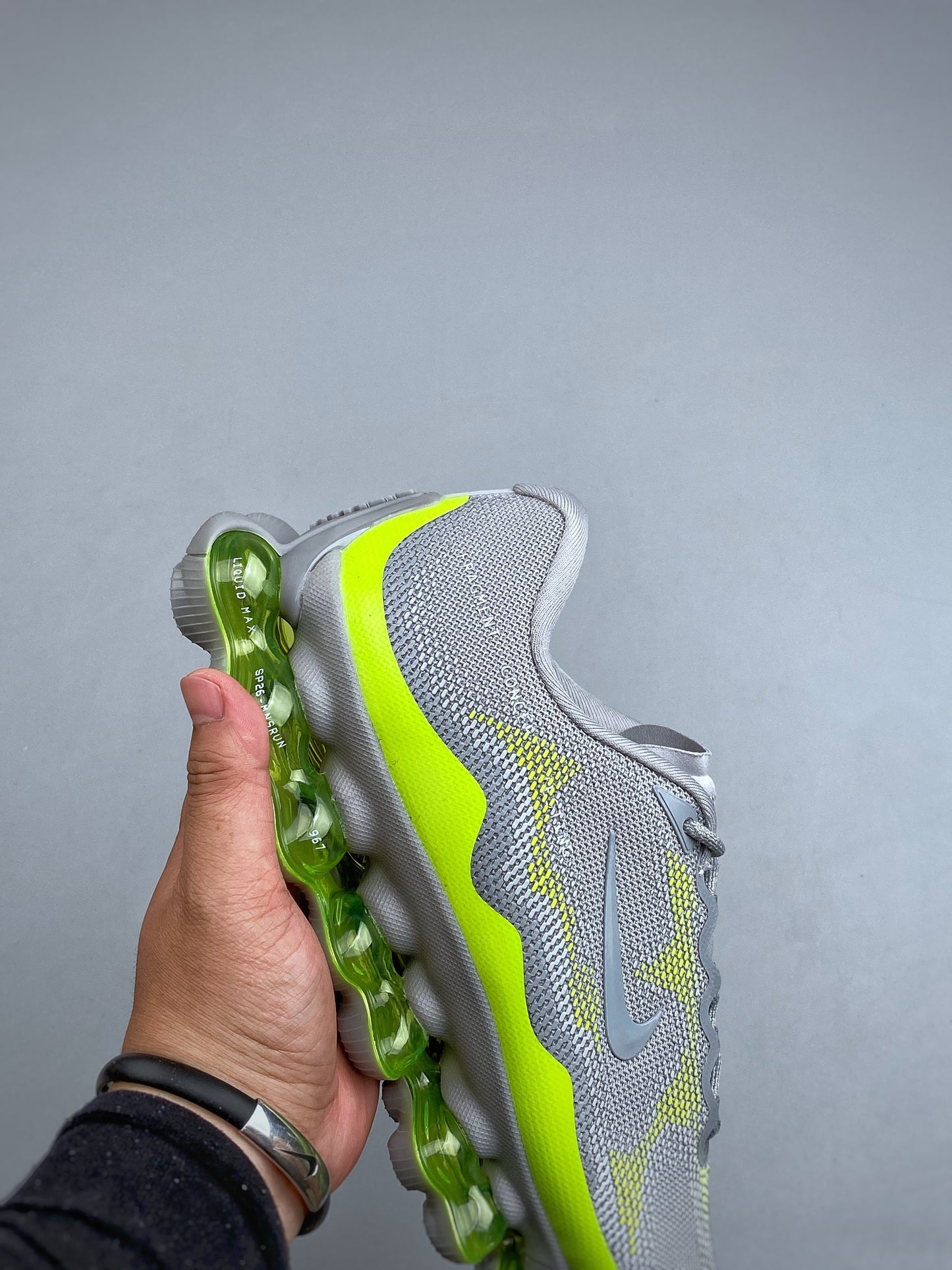 Nike  LIQUID MAX SP Green  IQ8601 003
