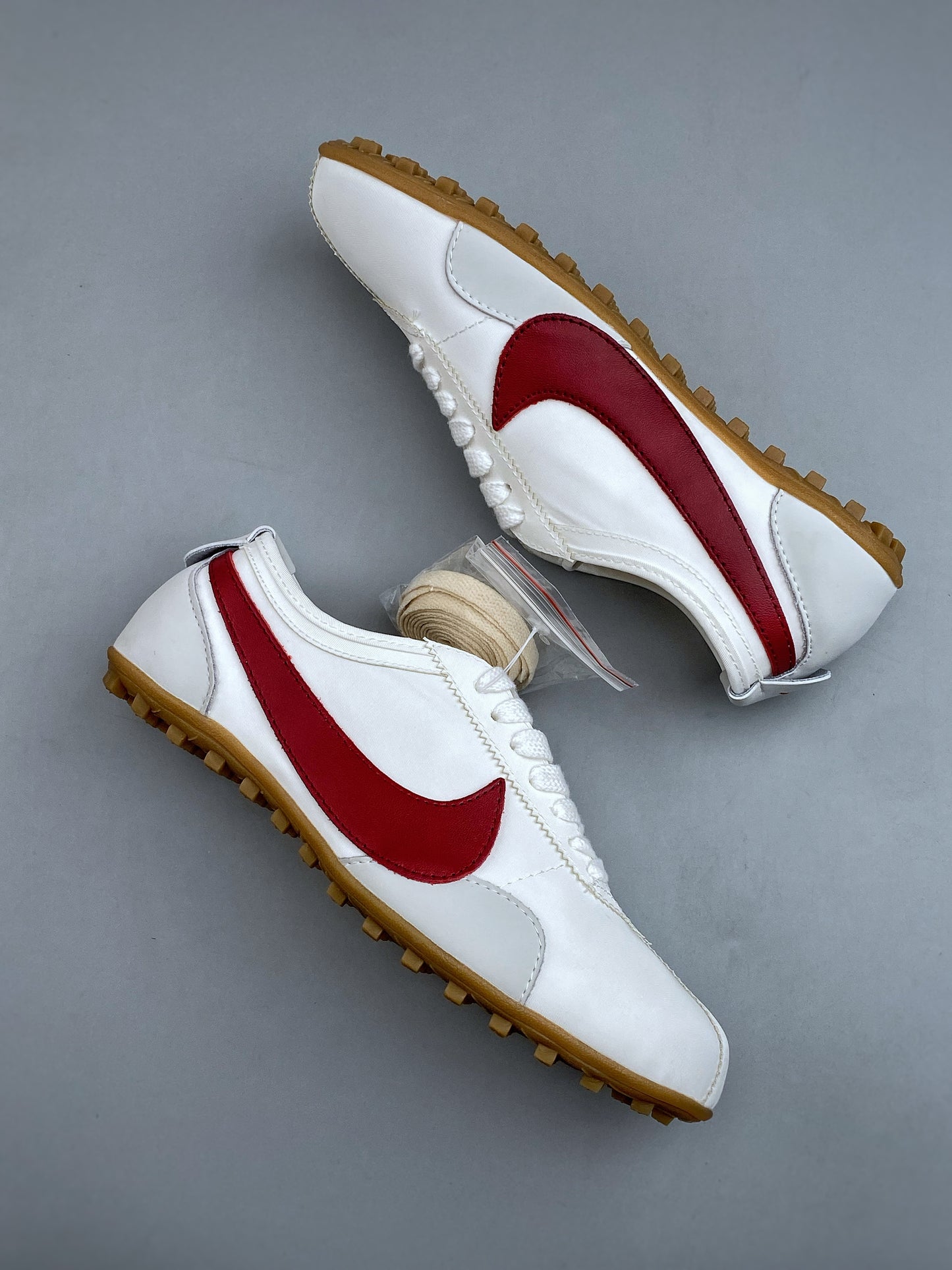 Nike Moon Shoe Og Sp White Red II0407 100