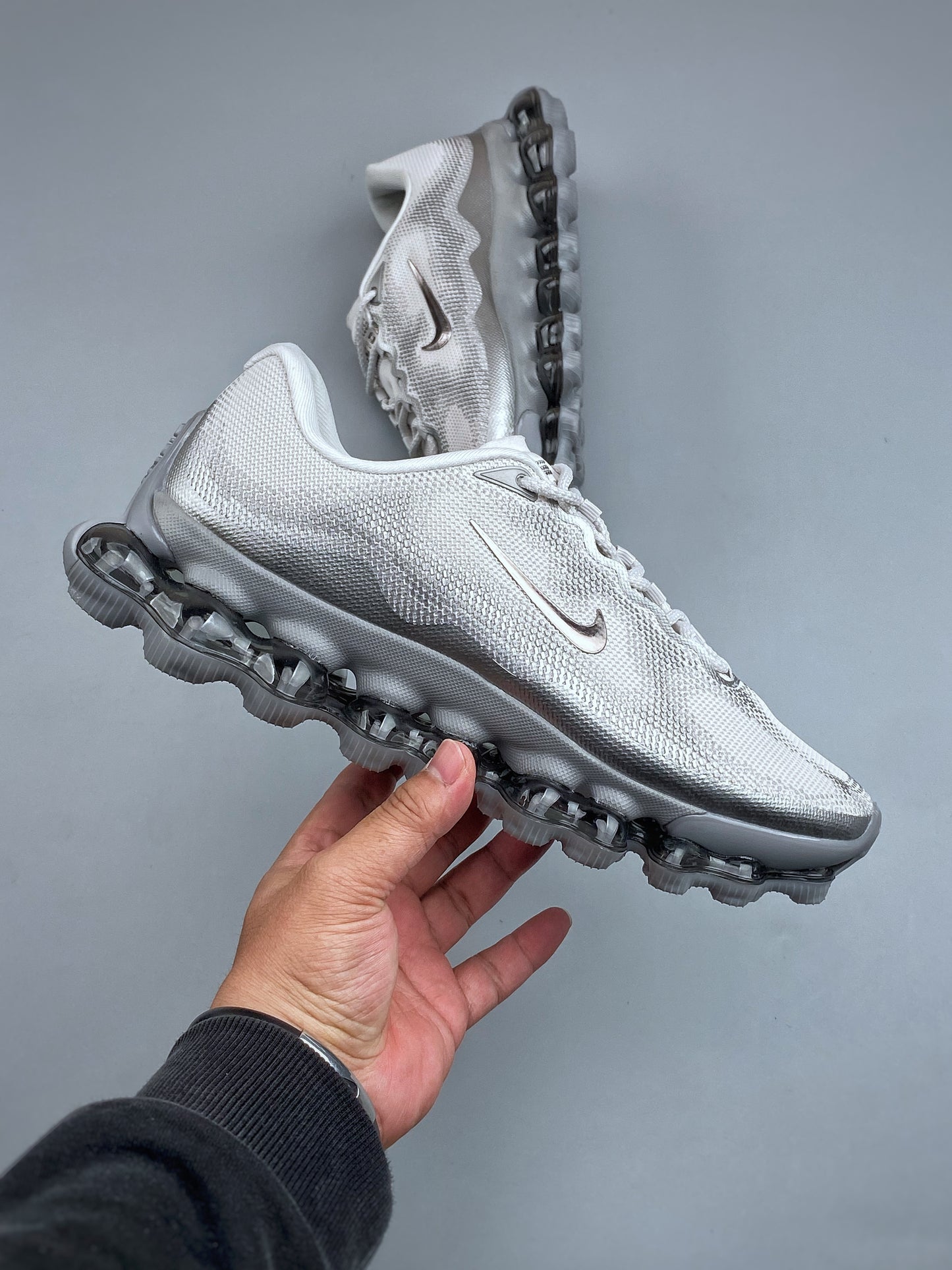 Nike AIR LIQUID MAX Light Grey