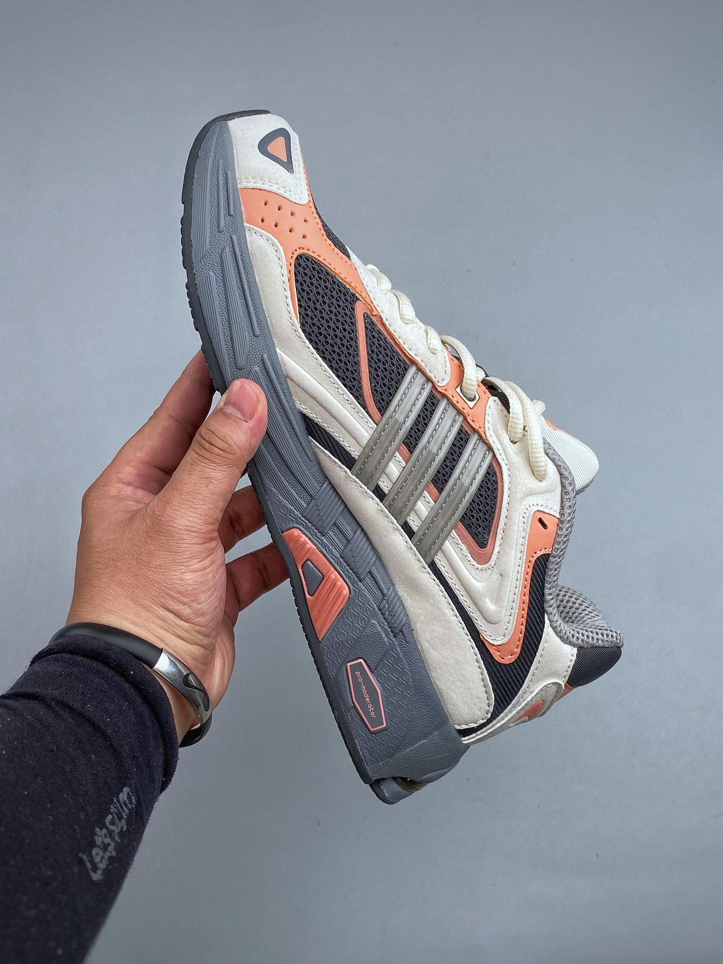 Adidas RESPONSE CL IH3365