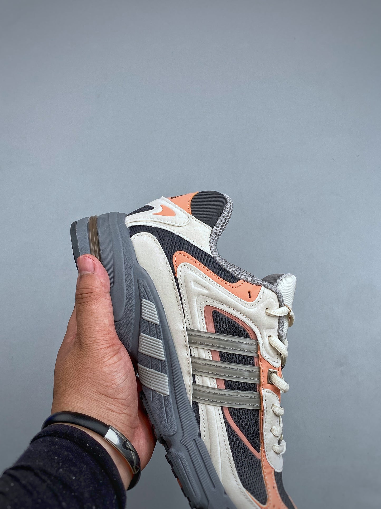 Adidas RESPONSE CL IH3365