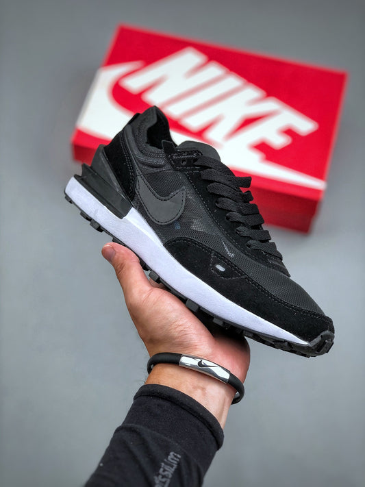 Nike Waffle One 'Black' DA7995 001