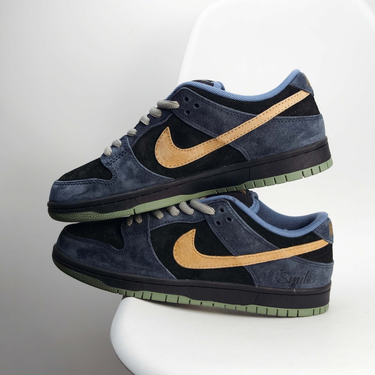 Nike SB Dunk Low Navy Blue 522JWD
