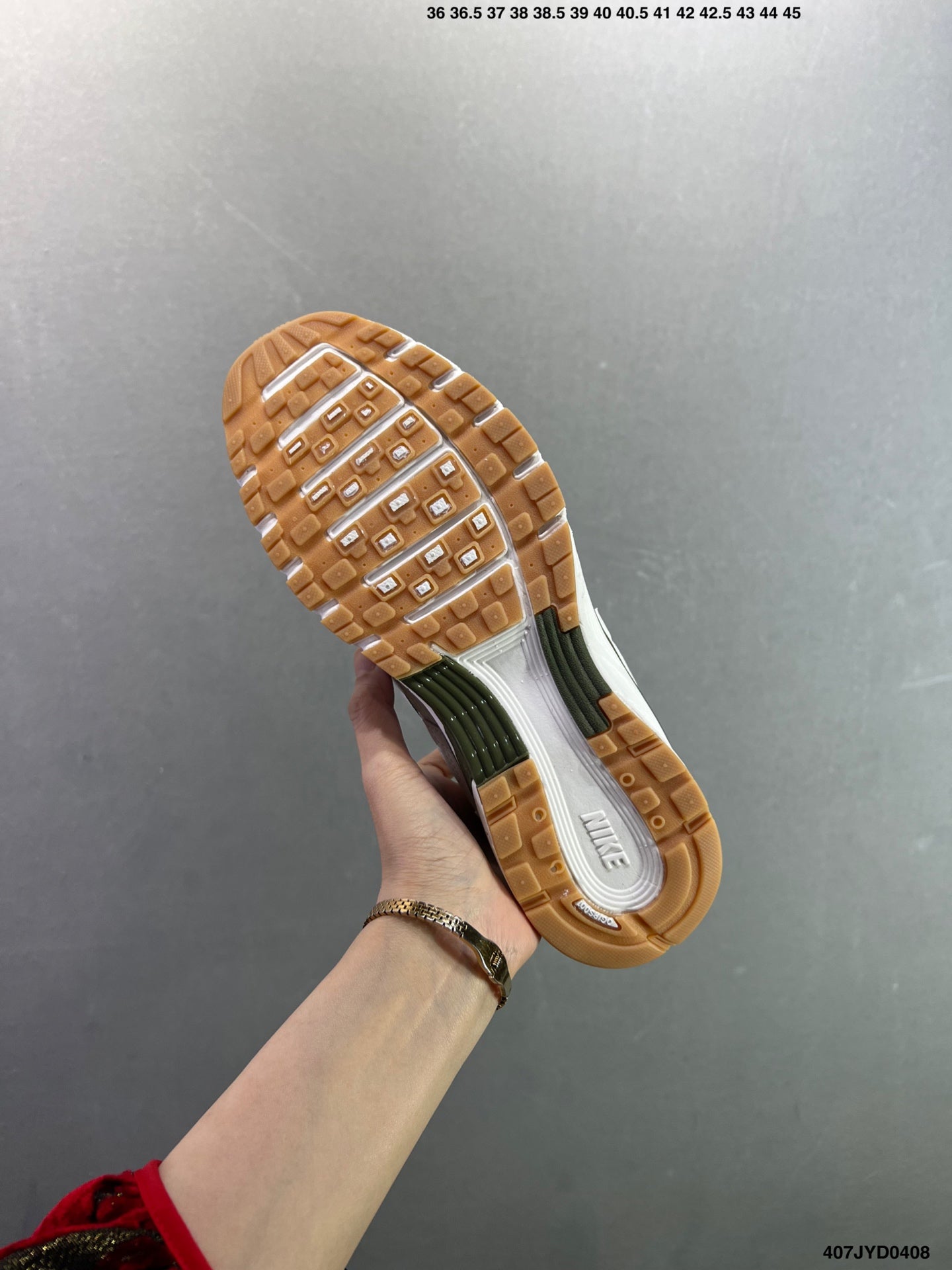 Nike P-6000 Pegasus HF0015-001