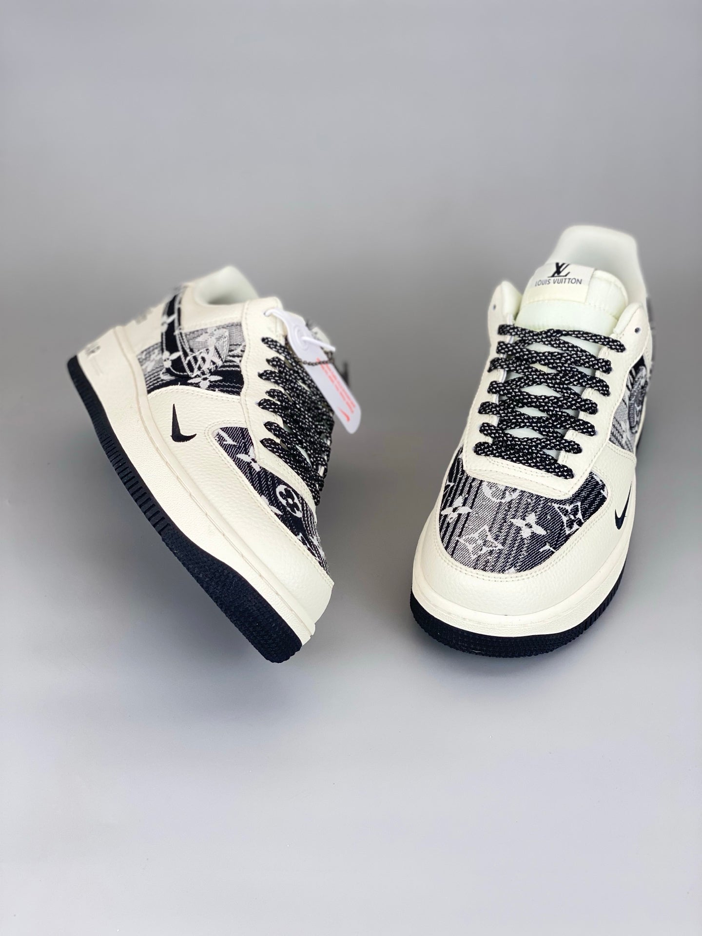 Louis Vuitton x Nike Air Force 1 '07 Low White DK0798-001