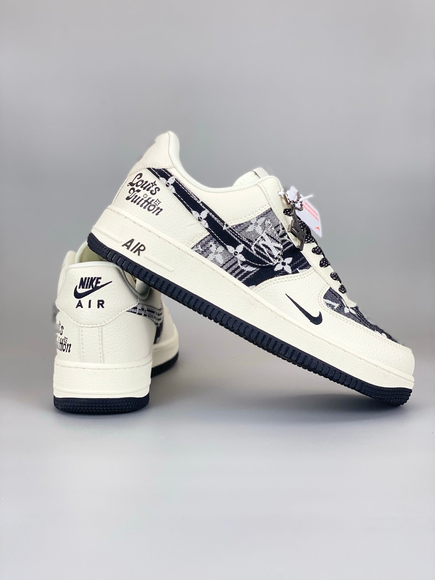 Louis Vuitton x Nike Air Force 1 '07 Low White DK0798-001