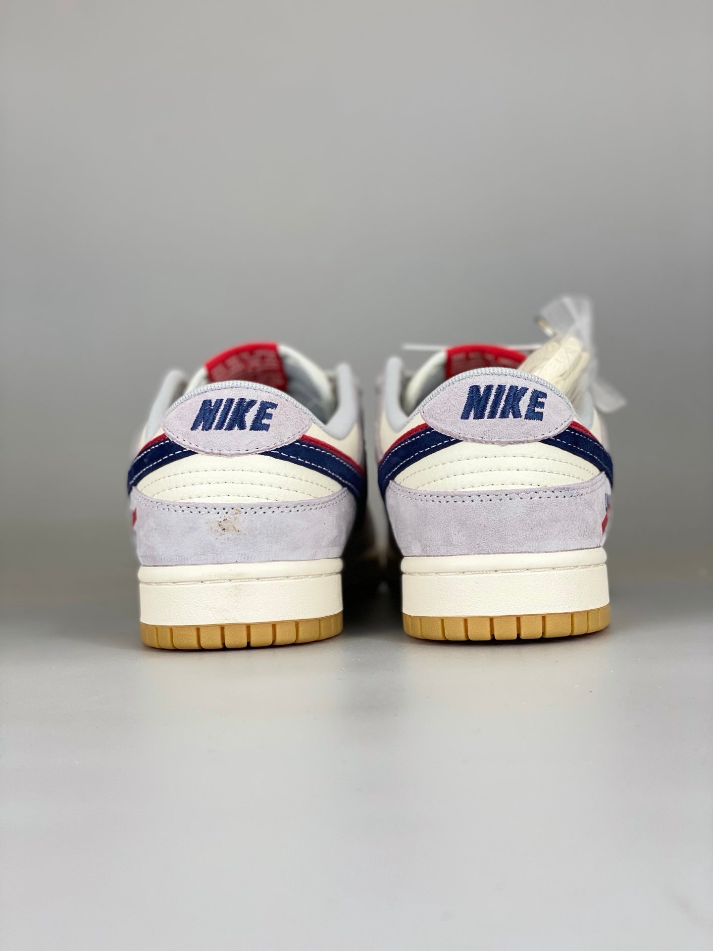 Nike SB Dunk Low UN DM6868-032