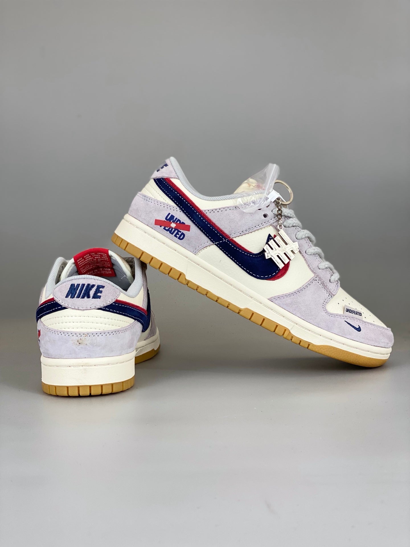 Nike SB Dunk Low UN DM6868-032