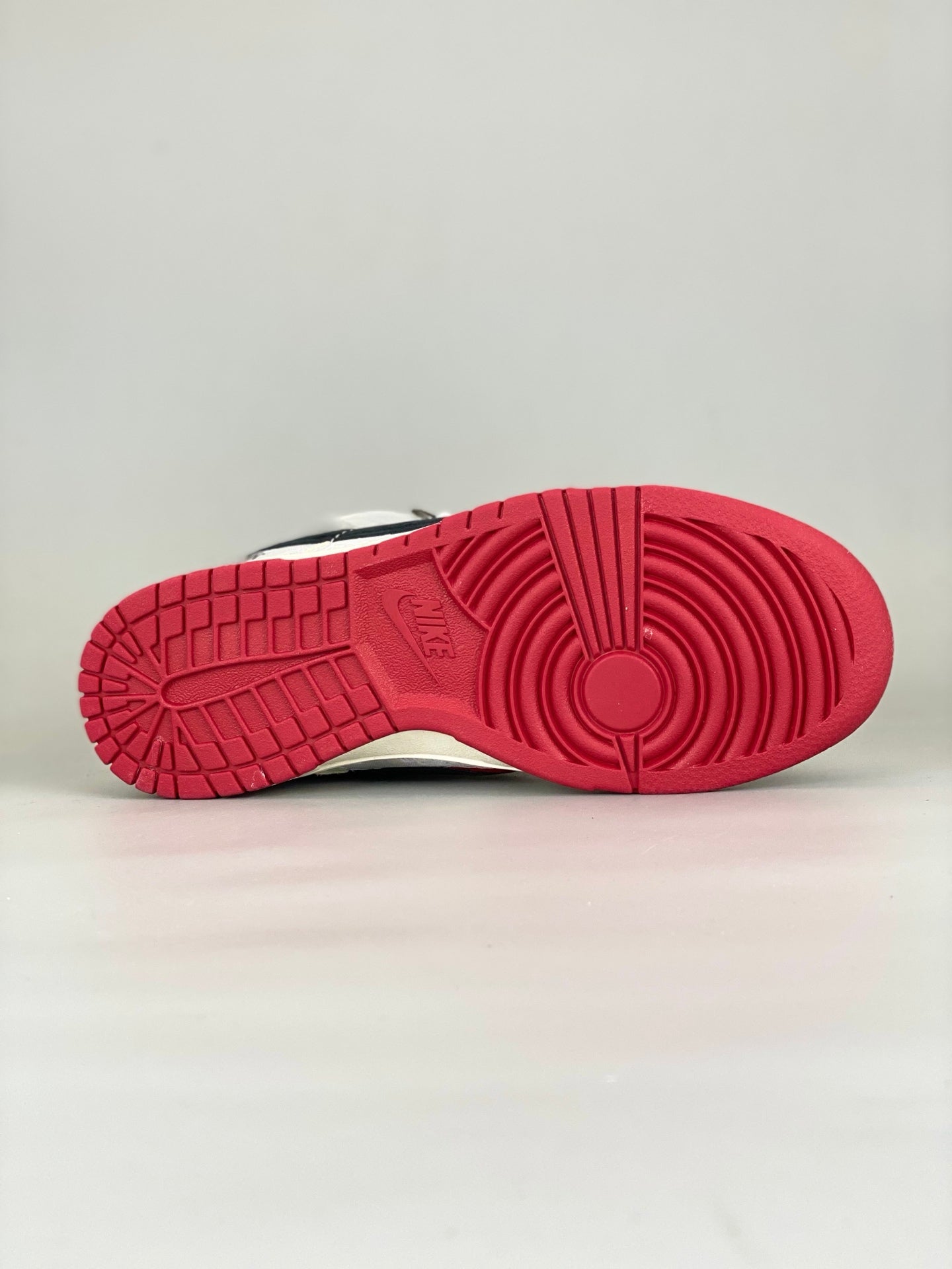 Nike SB Dunk Low x The North Face DM6868-041