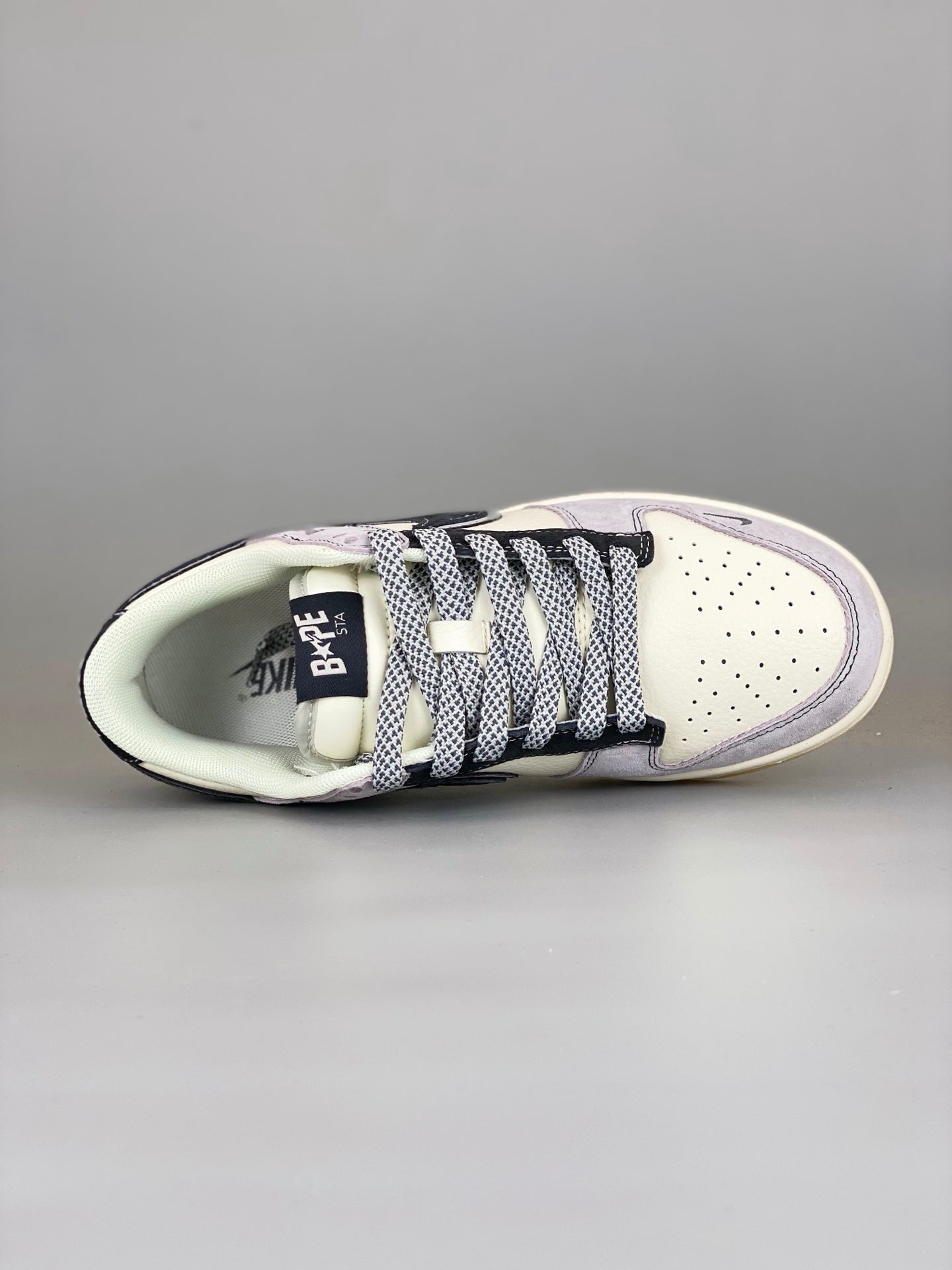 Nike SB Dunk Low BAPE DM6868-031