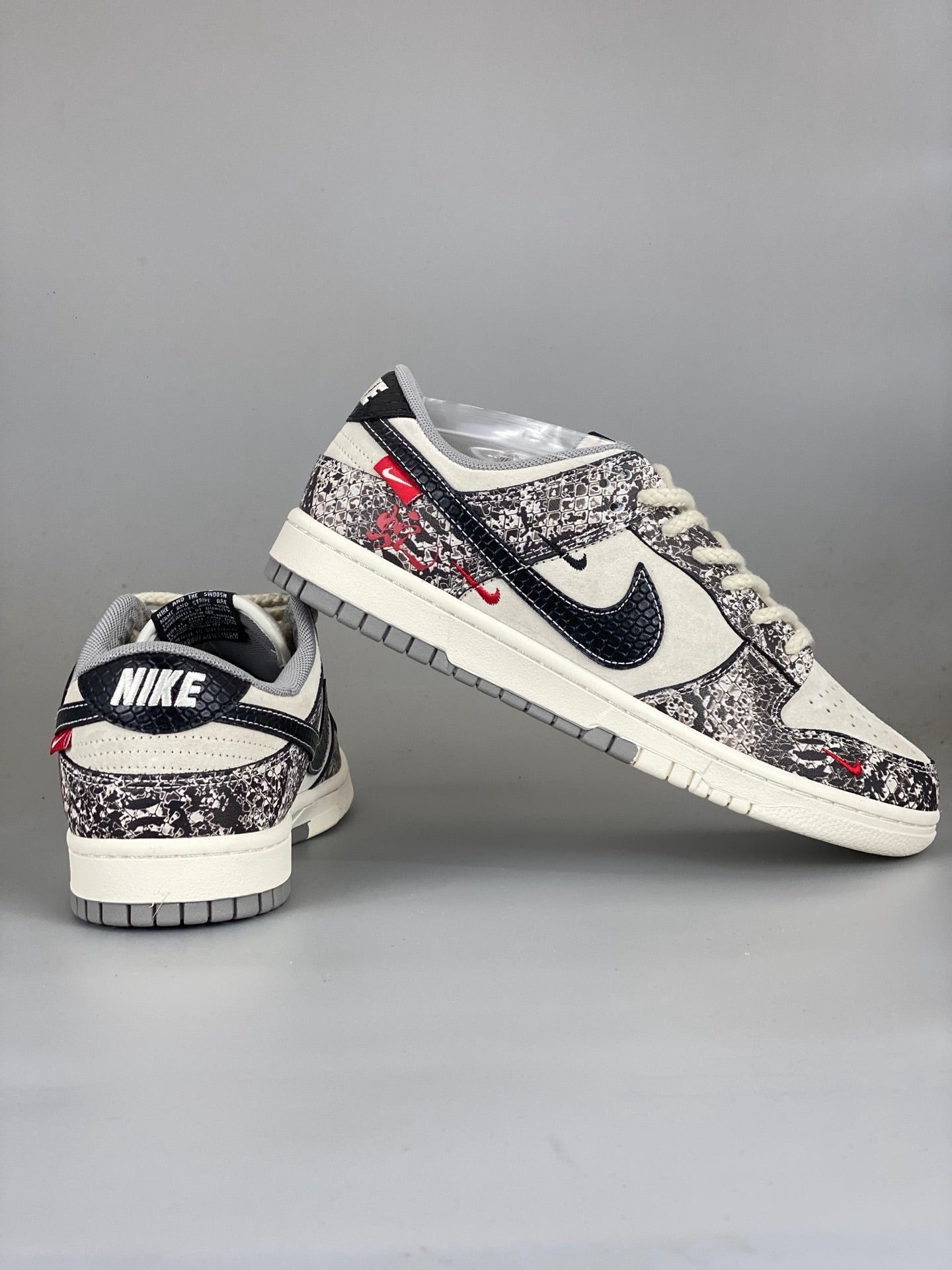 Nike SB Dunk Low YX5066-272