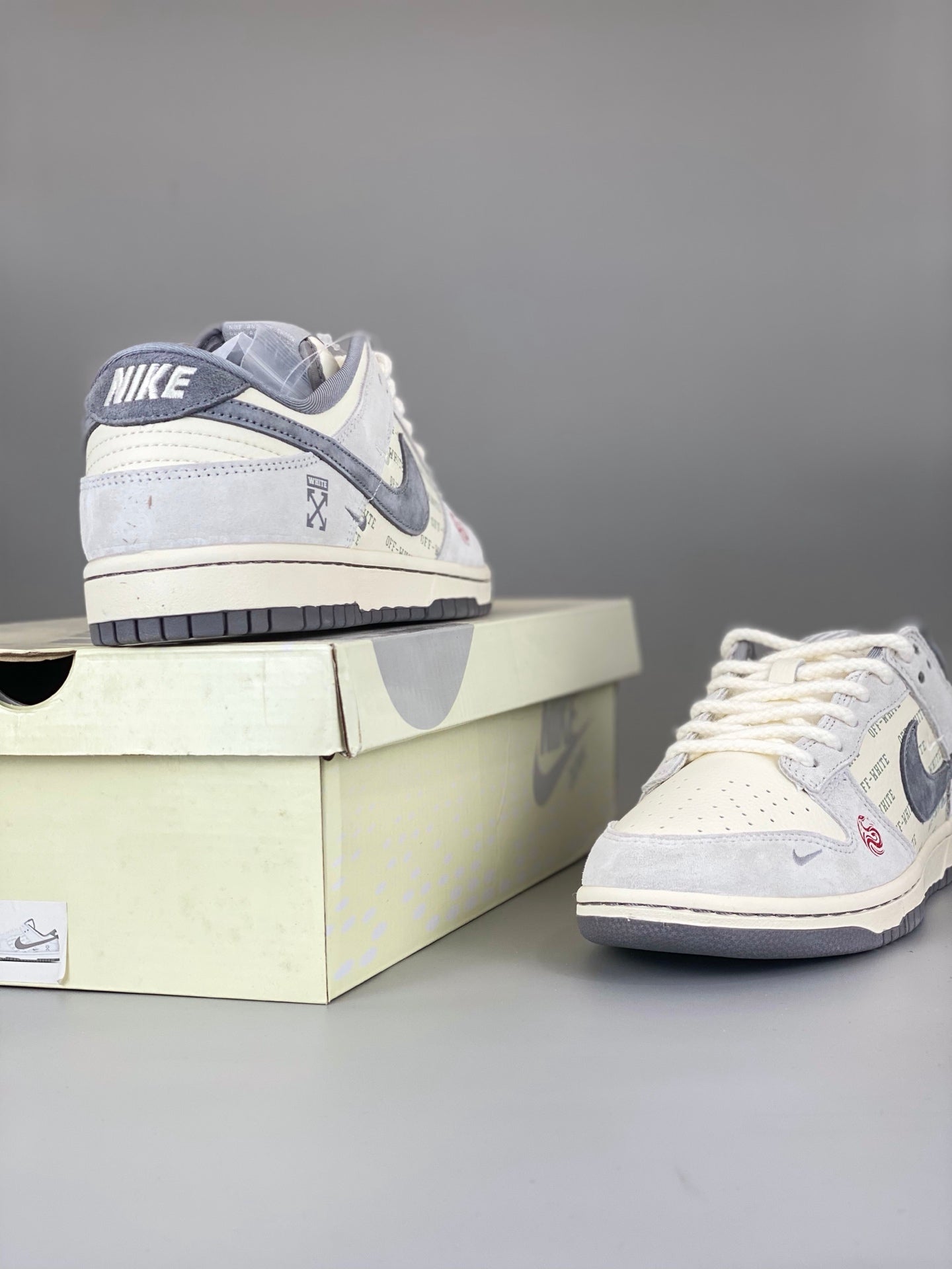 Nike SB Dunk Low“OFF-WHITE YX5066-213