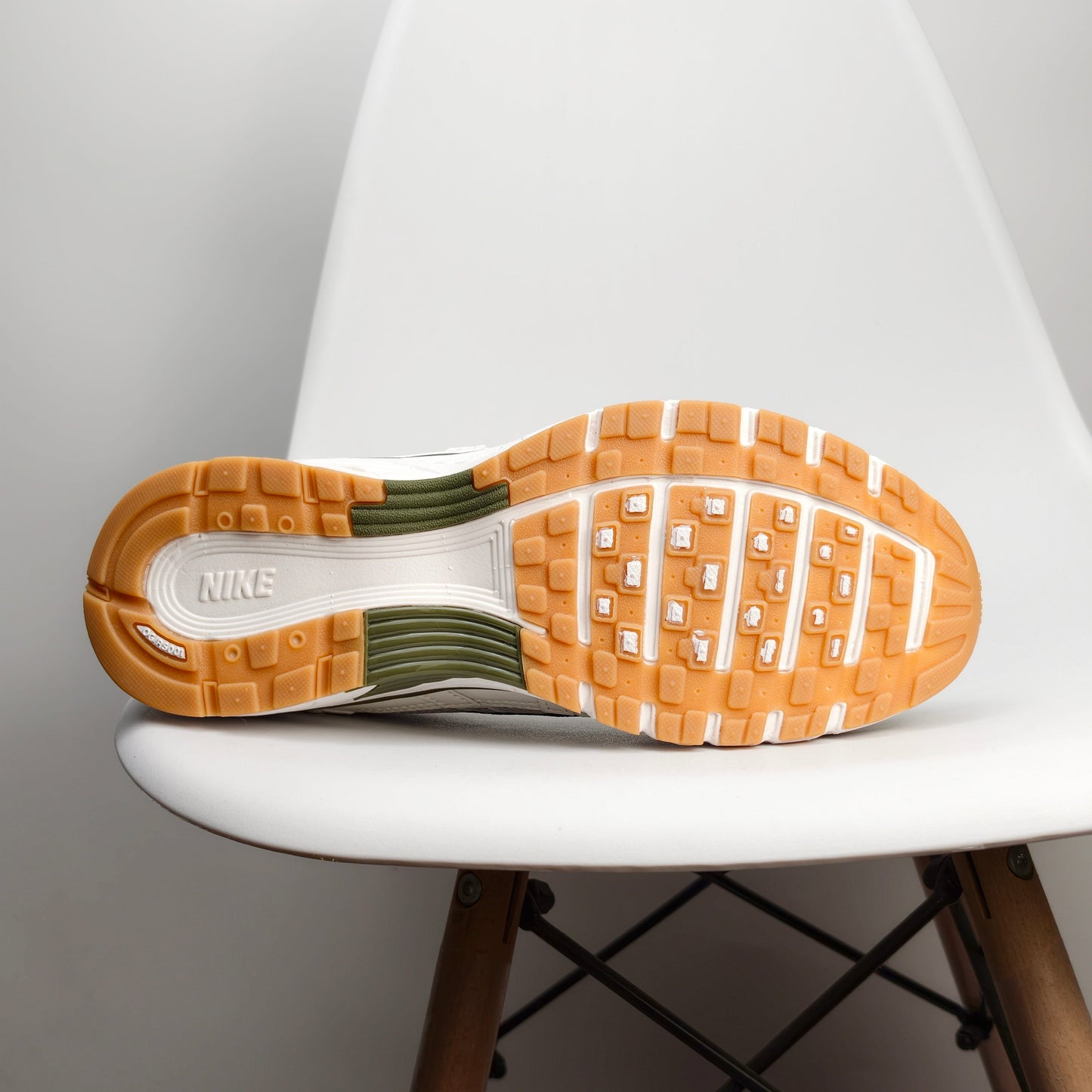 Nike Initiator Running  P-6000 017JYD