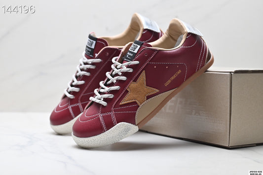 Golden Goose True Star Burgundy GMF00922