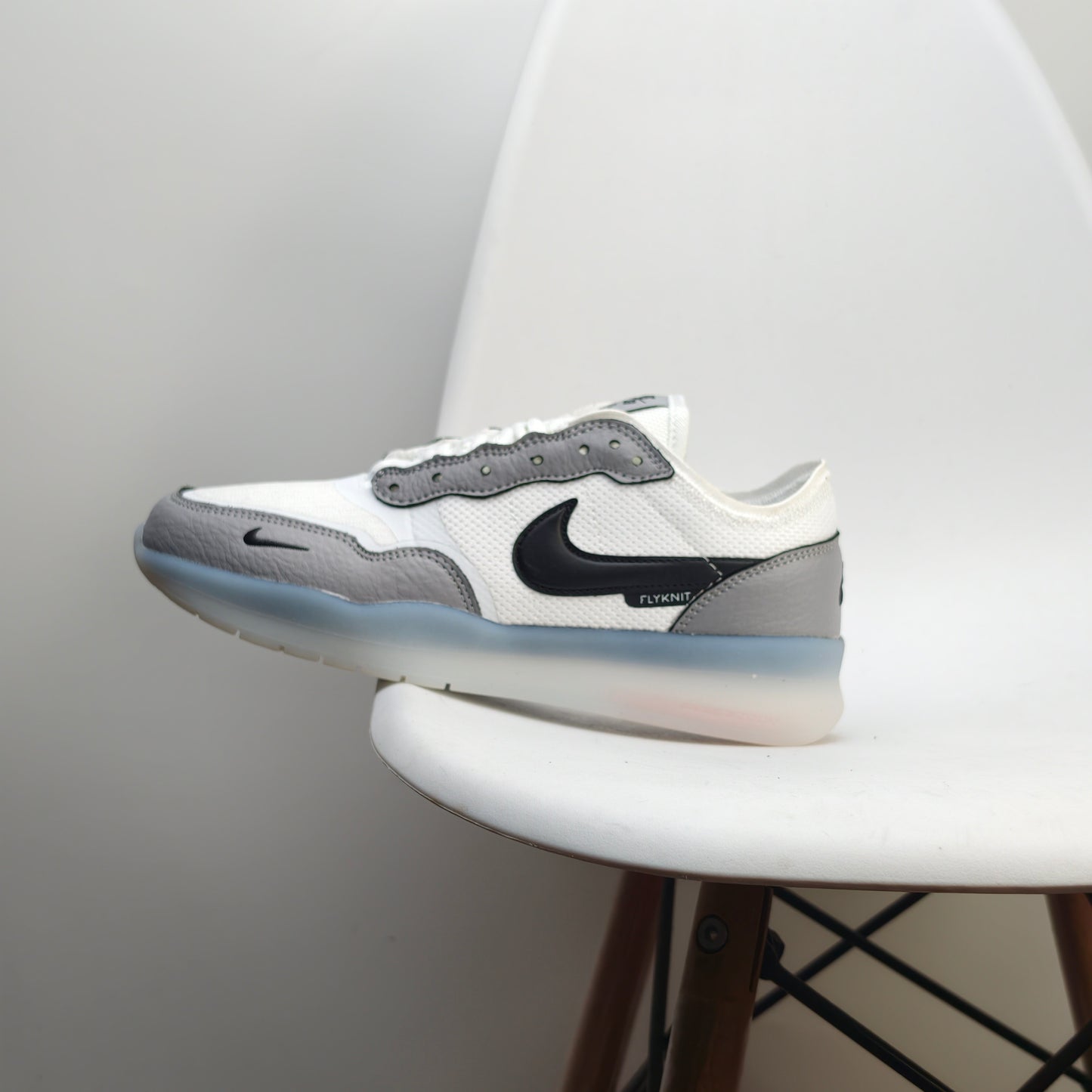 Nike SB PS8 Flyknit White FV3493-004