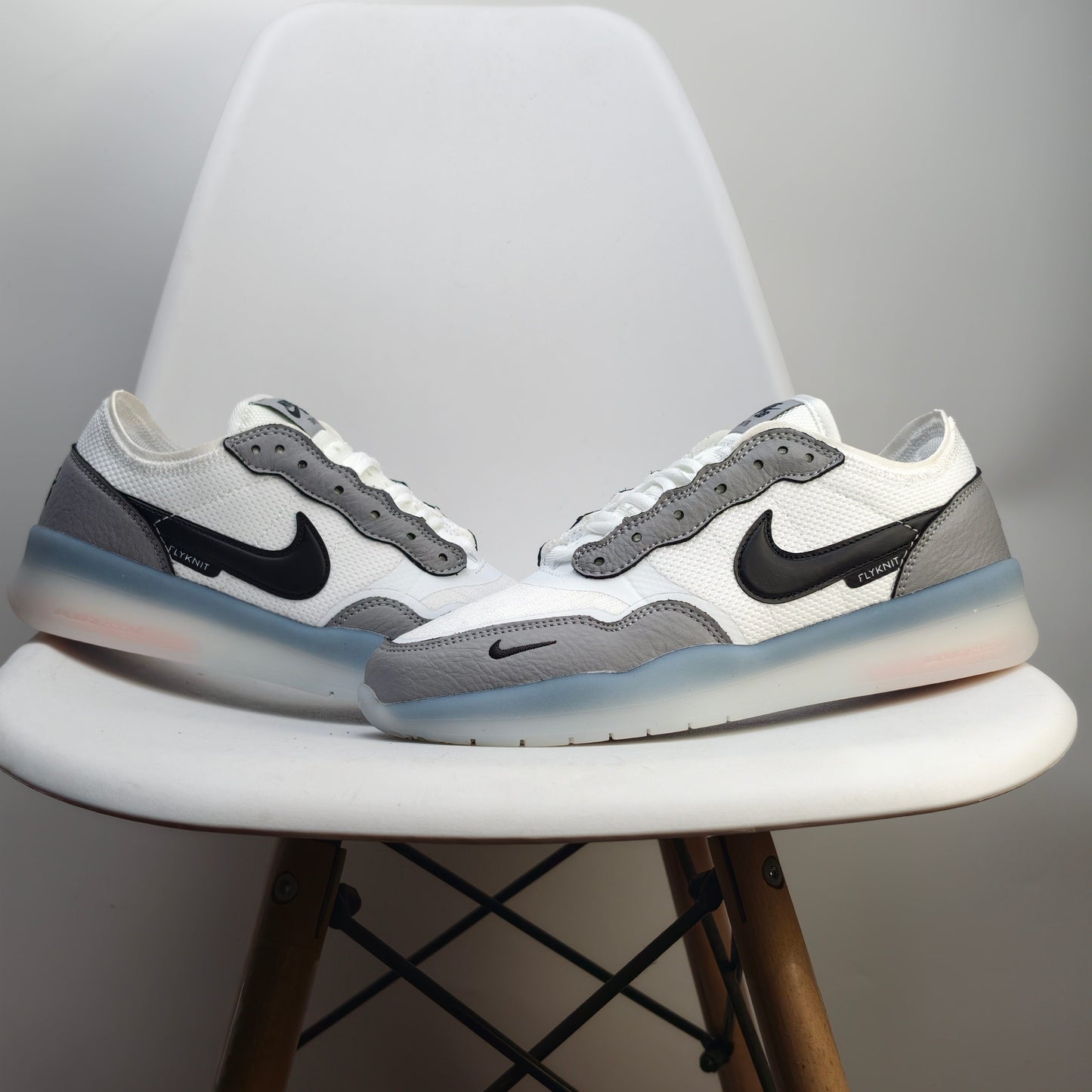 Nike SB PS8 Flyknit White FV3493-004