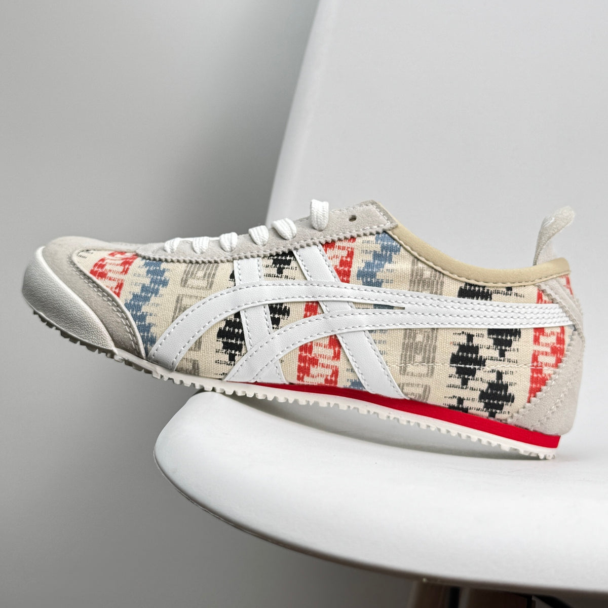 Onitsuka Tiger Mexico 66 x Doi Tung Sneaker  Cream Birch 888DNY