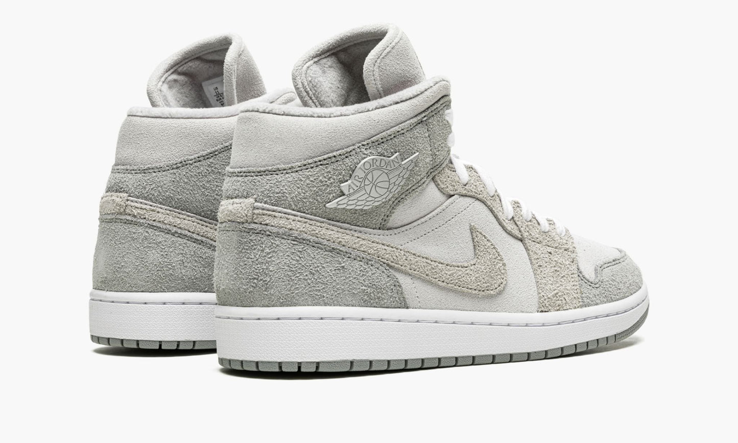 WMNS Air Jordan 1 Mid SE "Grey Fleece"