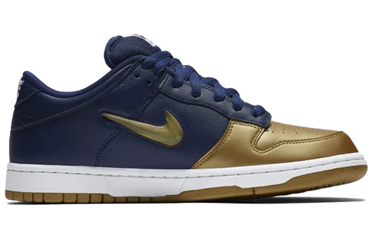 Nike SB Skateboard Dunk Low Supreme - Navy Gold CK3480-700