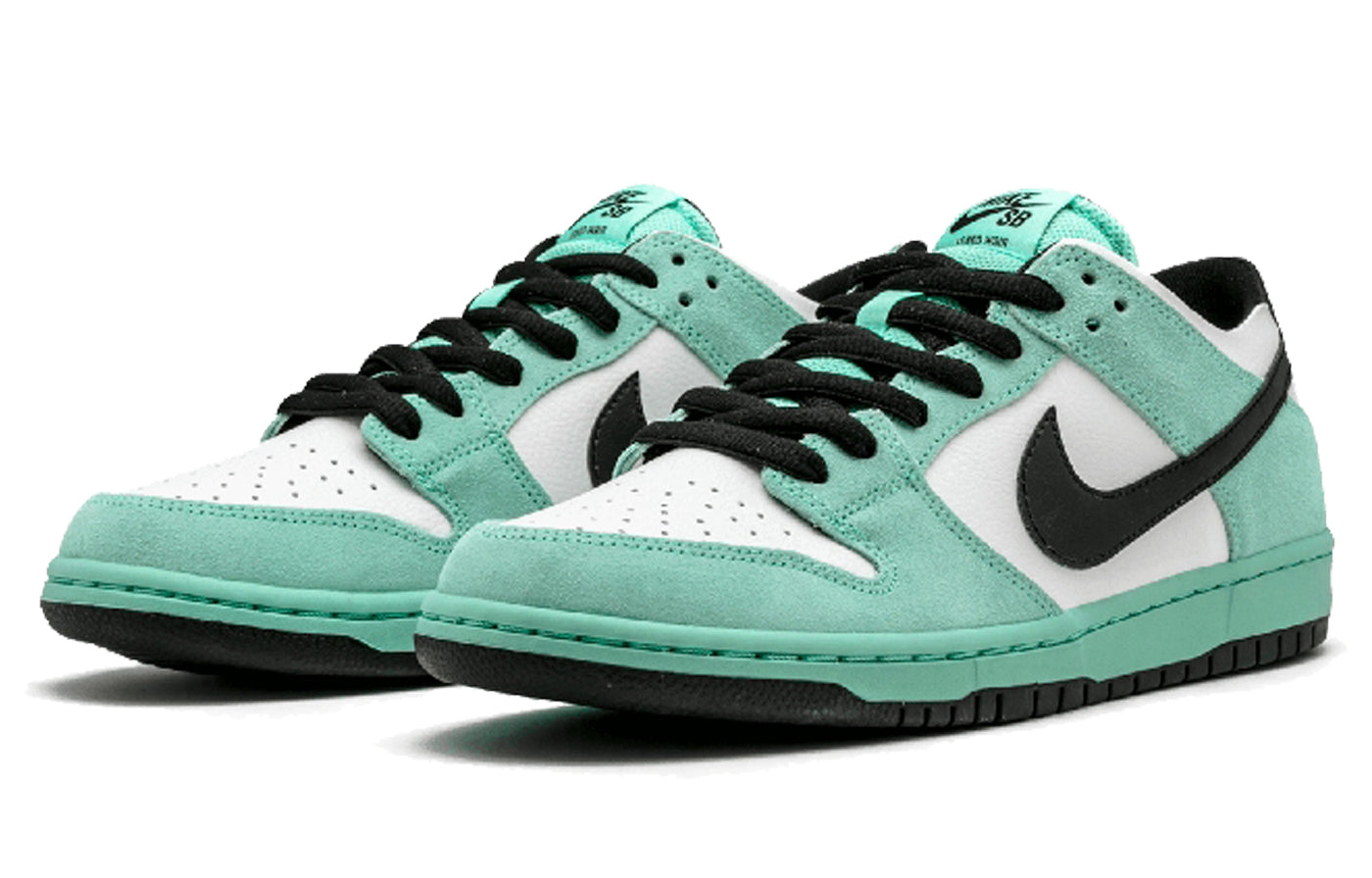 Nike SB Skateboard Dunk Low IW Sea Crystal Green Glow 819674-301