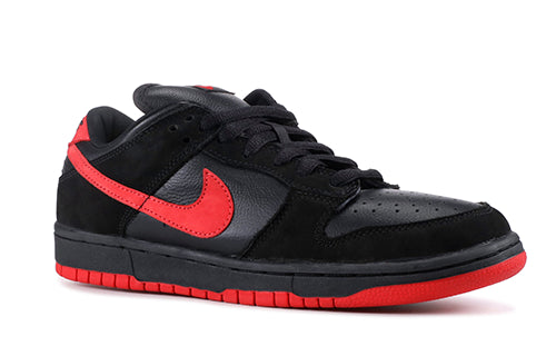 Nike Dunk Low Pro SB Skateboard 'Vamps' Black/True Red 304292-061 sneakmarks