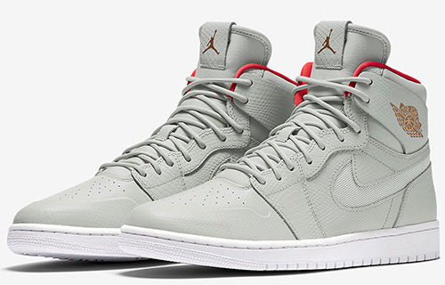 Air Jordan 1 Retro High NOUV Snakeskin - Wolf Grey 819176-050