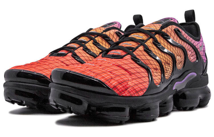 Nike Air VaporMax Plus 'Grid Sunset' Bright Crimson/Reflect Silver-Black 924453-604
