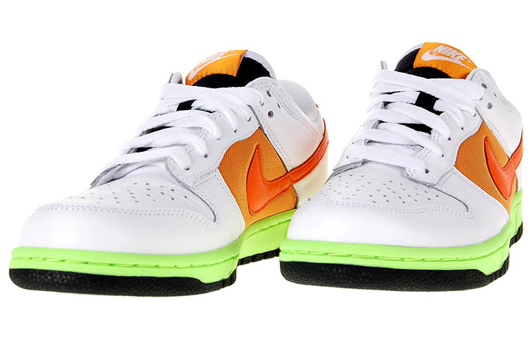 Nike Womens WMNS Dunk Low 'White Orange Blaze' White/Orange Blaze/Shock Orange 317813-181
