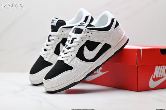 Nike Wmns Dunk Low 'Embossed Black Sail' IF3944-001