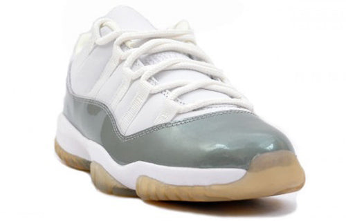 Womens WMNS Air Jordan 11 Retro Low 'Metallic' 2001 White/Metallic Silver 833001-102