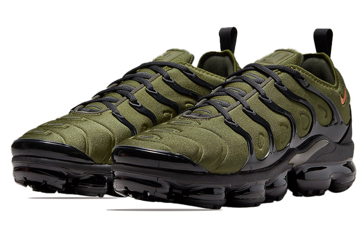 Nike Air VaporMax Plus DQ4688-300