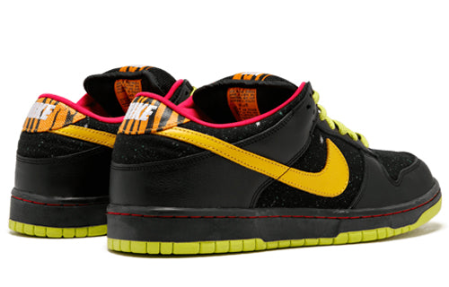 Nike Dunk Low Premium SB Skateboard 'Space Tiger' Black/Yellow Ochre 313170-071