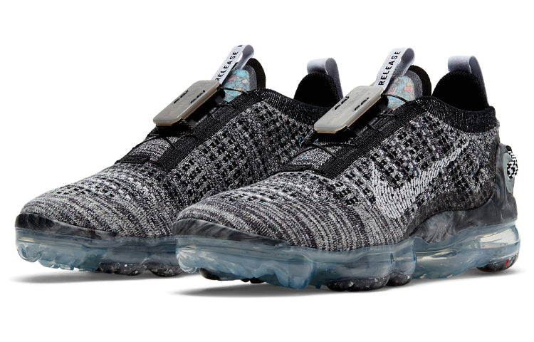 Nike Womens Air Vapormax 2020 Flyknit Oreo CT1933-002