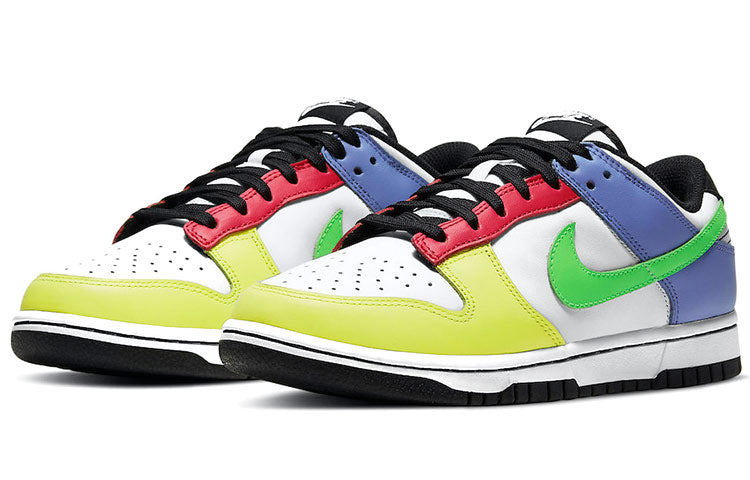 Nike Womens WMNS Dunk Low Green Strike DD1503-106