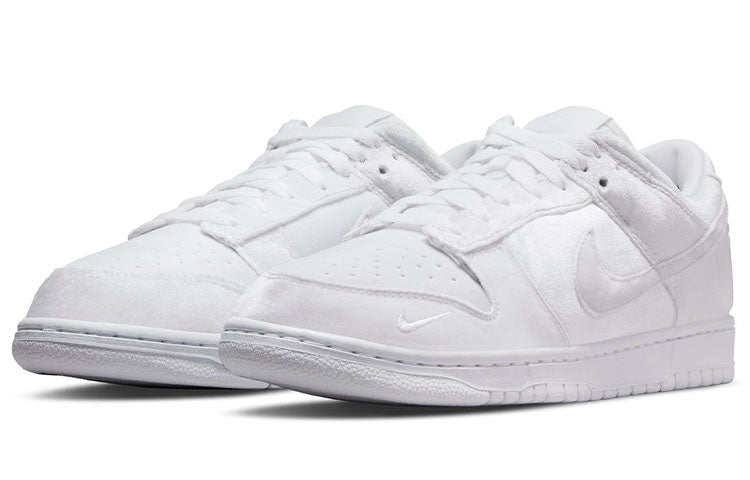 Nike Dover Street Market x Dunk Low Velvet DH2686-100