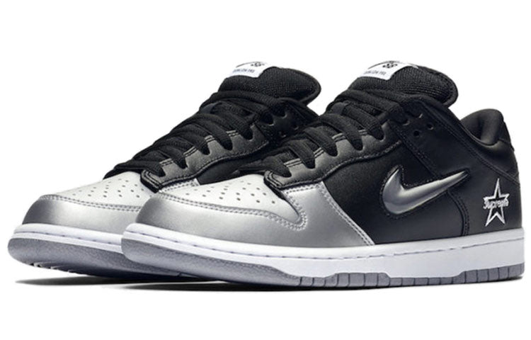 Nike SB Skateboard Dunk Low Supreme - Black Silver CK3480-001