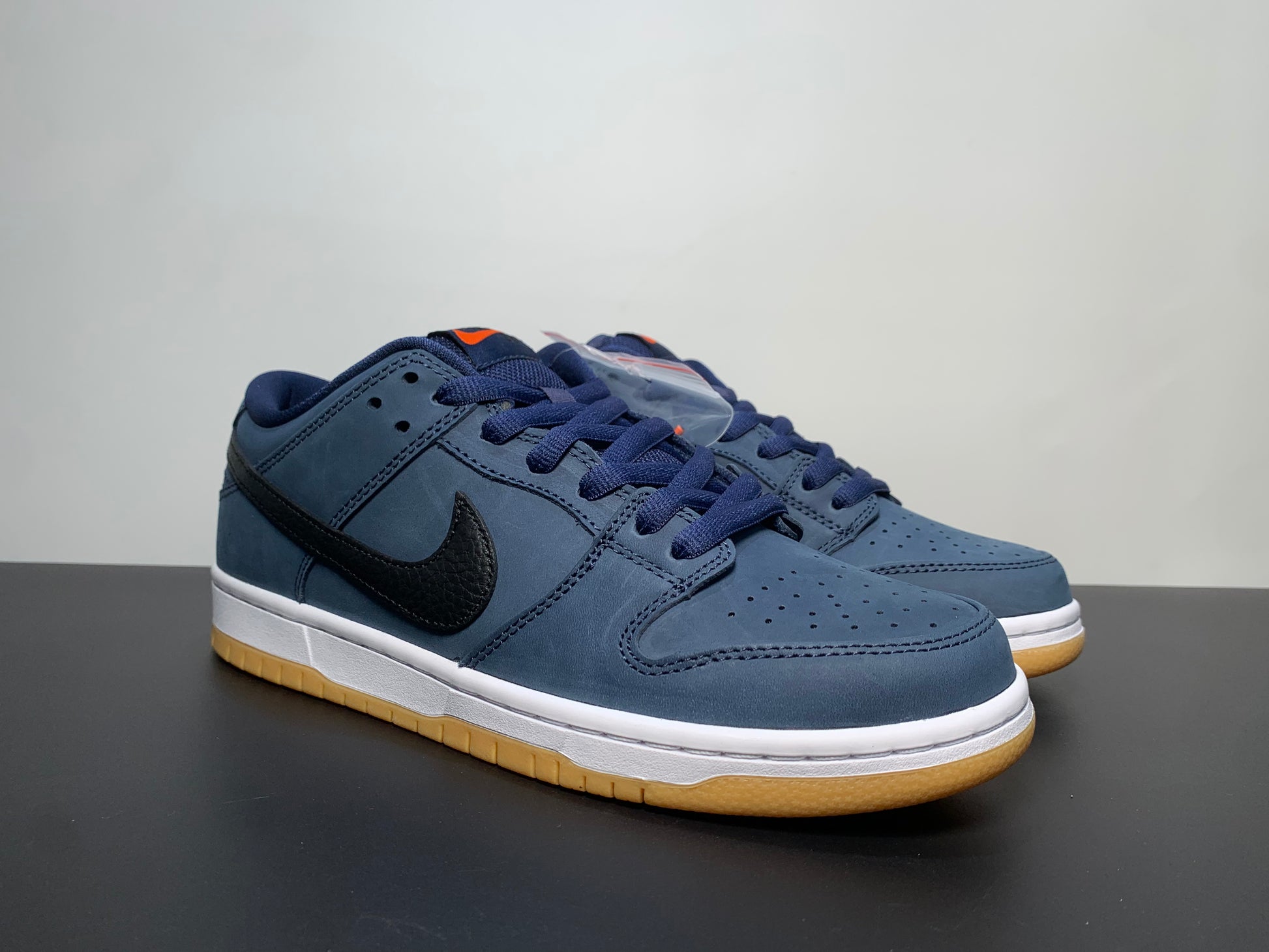 Nike Dunk Low Pro ISO SB Skateboard 'Navy Gum' Midnight Navy/White/Gum CW7463-401