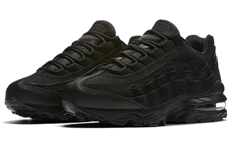 Air Max 95'Triple Black' GS black/black/black 307565-055 sneakmarks