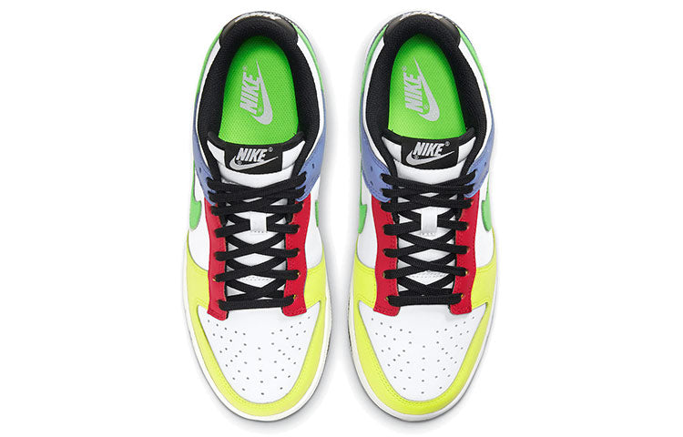 Nike Womens WMNS Dunk Low Green Strike DD1503-106