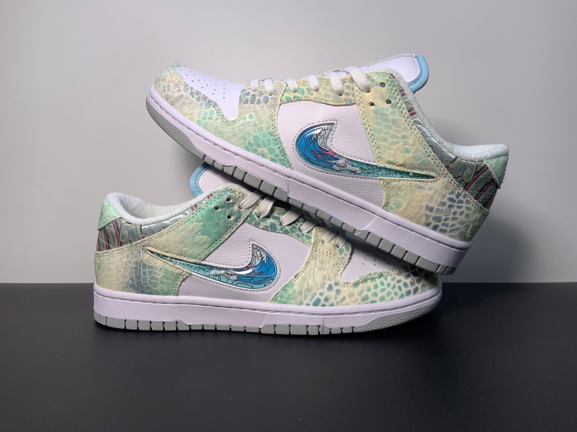 Nike SB Dunk Low Year Of The Dragon ''Steam Puppet''