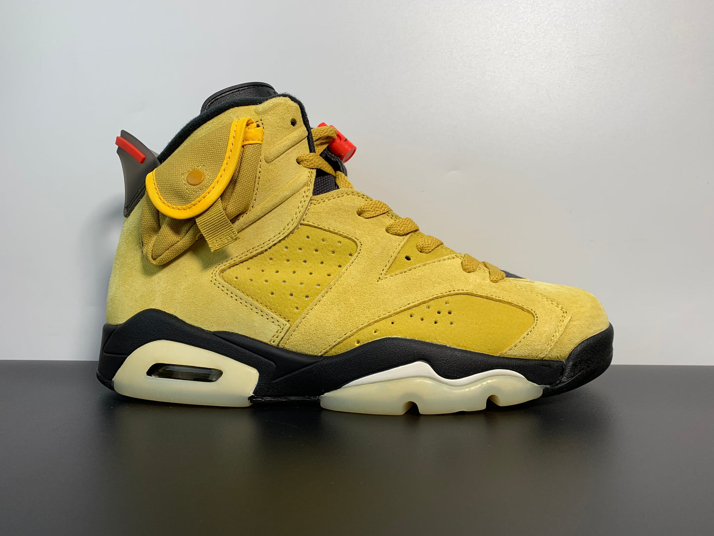 Nike Travis Scott X Air Jordan 6 TS CN1084-300