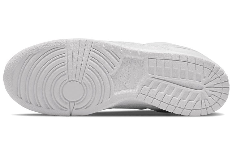 Nike Dover Street Market x Dunk Low Velvet DH2686-100