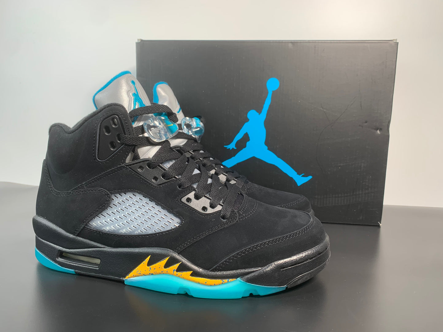 Air Jordan 5 “Aqua”DD0587-047