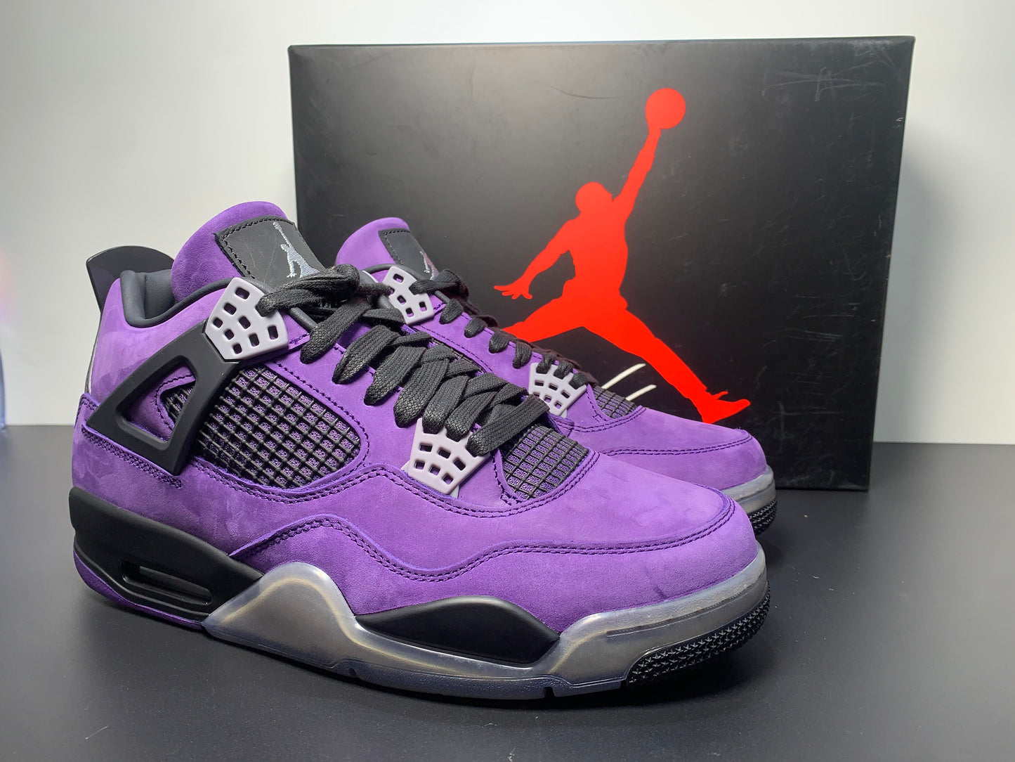 Air Jordan 4 Retro x Travis Scott Purple Friend's and Family