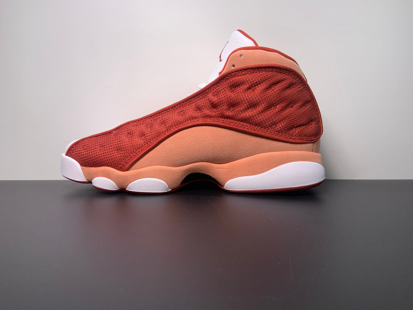 Air Jordan 13 Retro 'Dune Red'